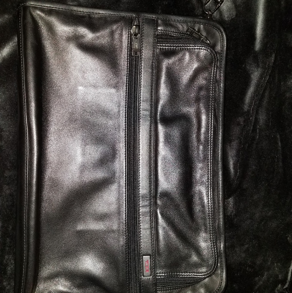 Tumi leather Portfolio Attache Folio 900D3.